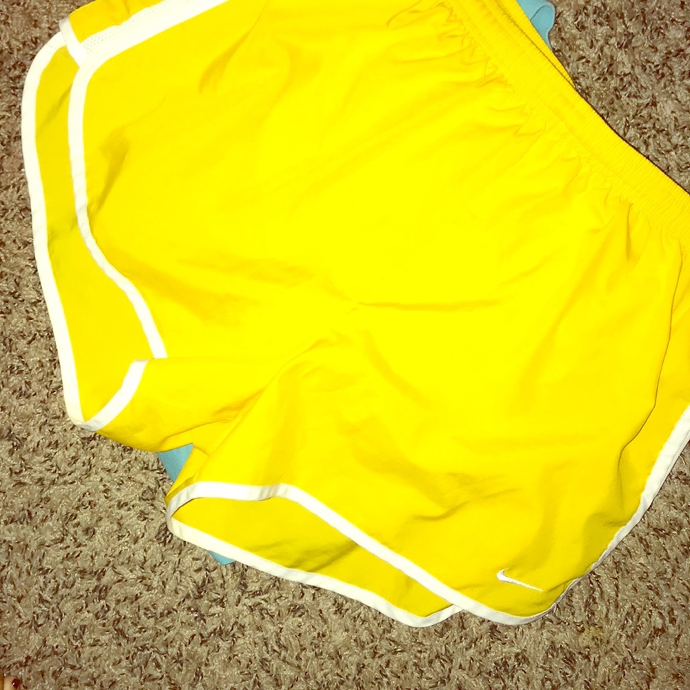 Nike shorts medium